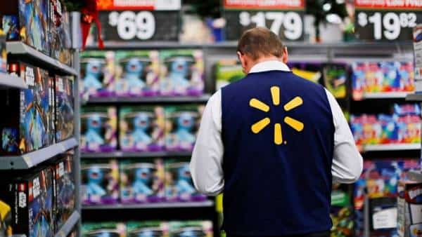 מדי וולמארט החדשים: הרשת מנסה קוד לבוש חדש בקרב העובדים בכמה מהחנויות שלה