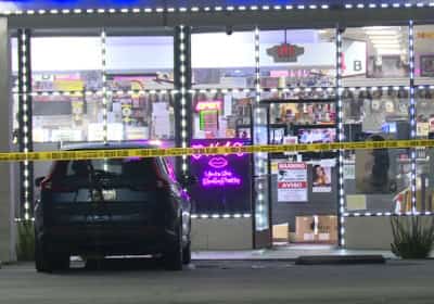 אירוע ירי חריג בדרום לוס אנג'לס: אישה ירתה למוות בגבר שהטריד מינית ואיים להרוג אנשים בחנות יופי