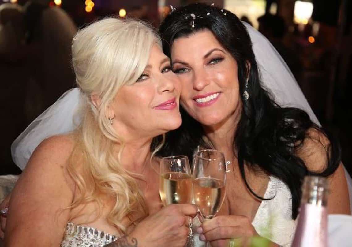 עכשיו זה רשמי: סמנתה פוקס התחתנה עם בת זוגה