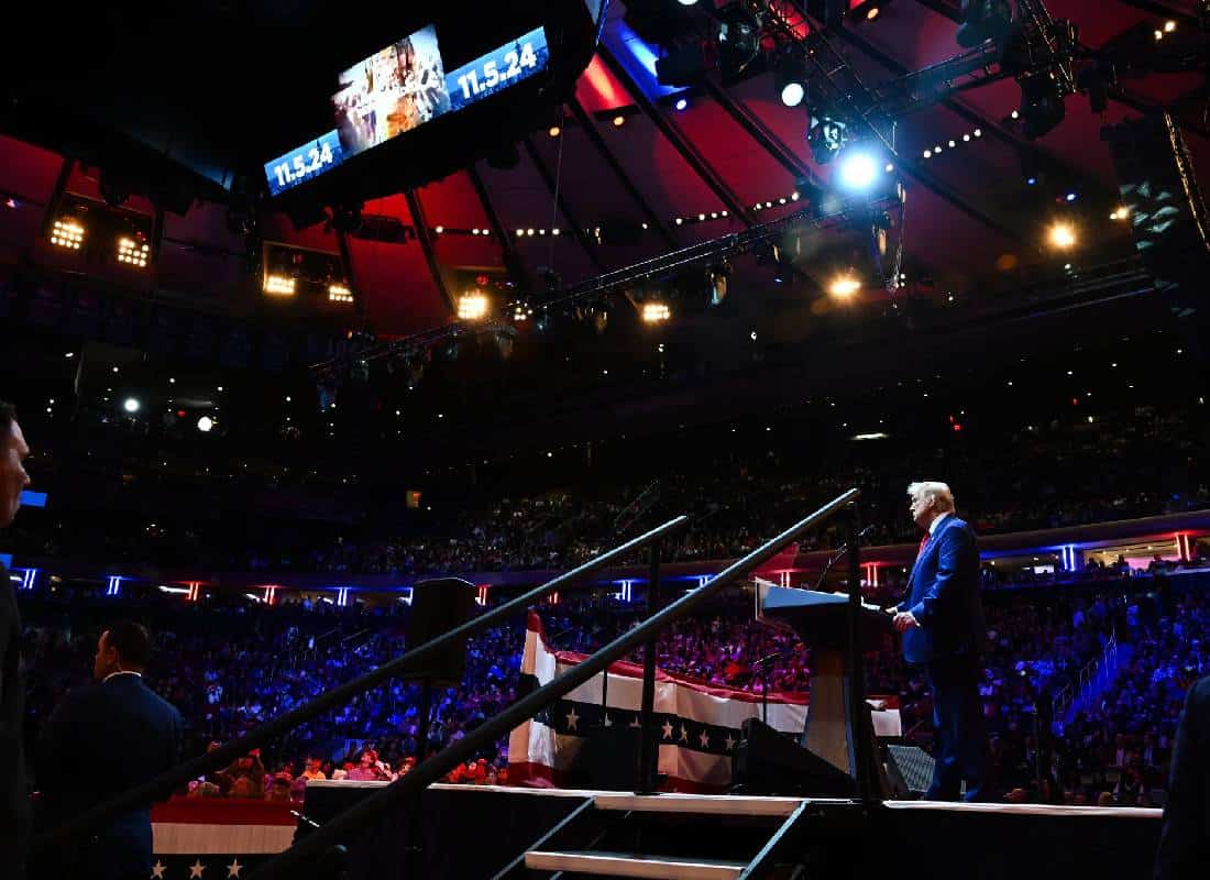 כאוס במדיסון סקוור גארדן: הופעת טראמפ הפכה למופע של שנאה וגזענות