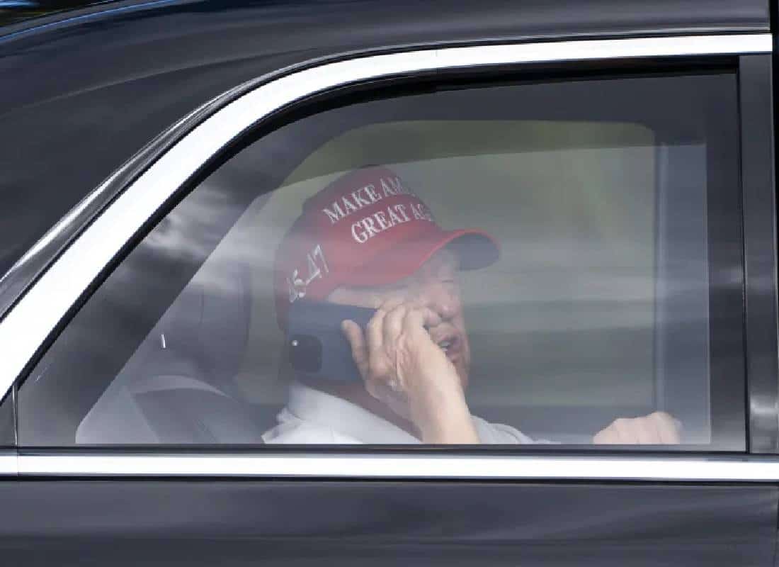 "המחווה הלא מתוכננת": טראמפ התקשר בטעות לעיתונאים ב-1:28 בלילה