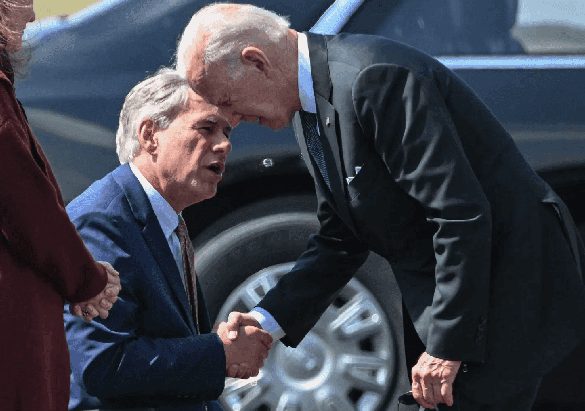 אבוט מכריז על פלישה ומאשים את ביידן: "חוסר המעש שלך הוביל לתוצאות קטסטרופליות"