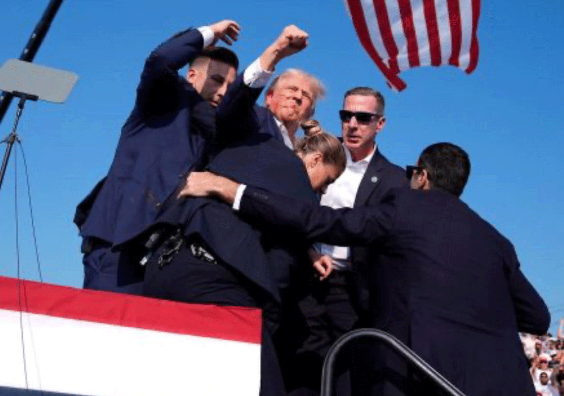 דונלד טראמפ נפגע במהלך ניסיון ירי לעברו 