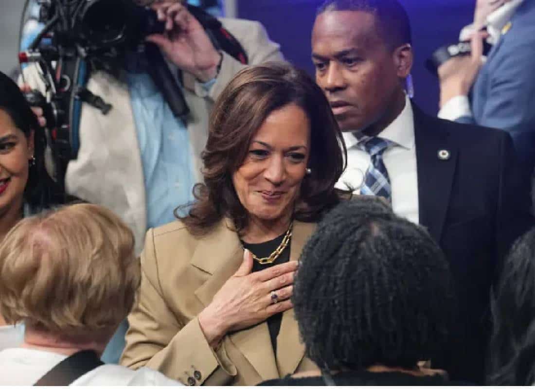 האריס מובילה בסוכנויות ההימורים בבחירות לנשיאות 