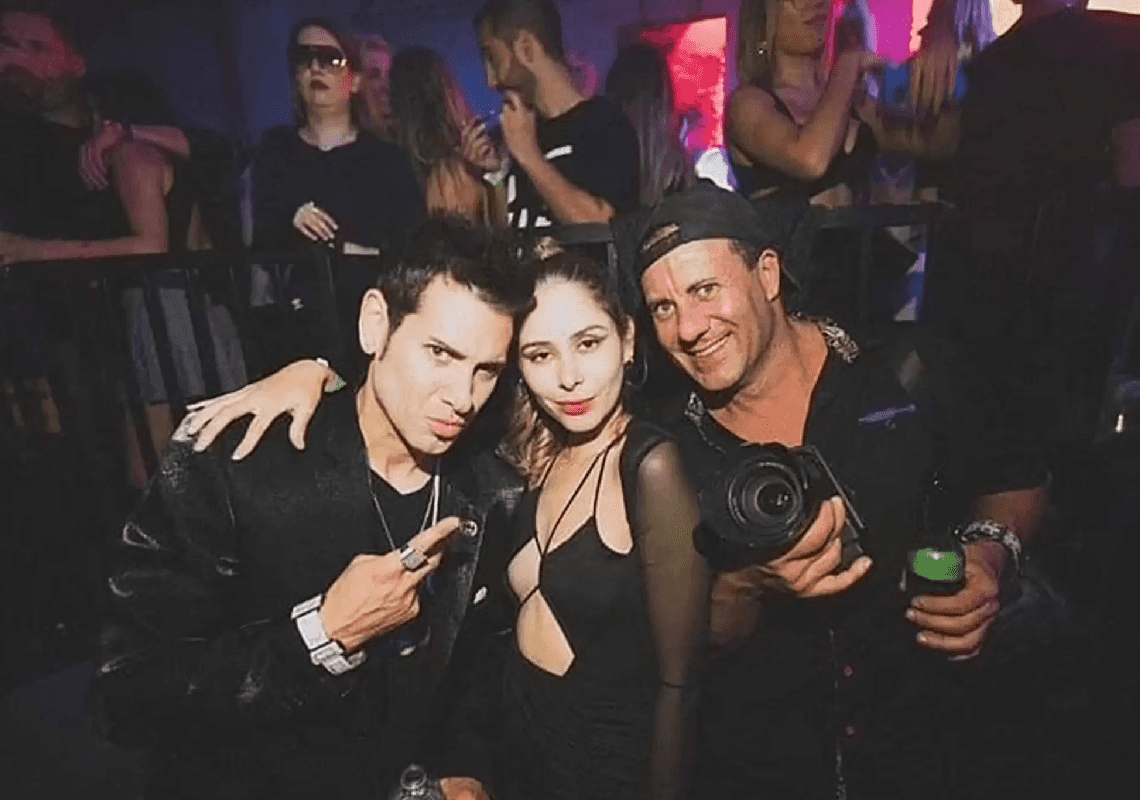 מותן של הדוגמנית וחברתה, הנקשר לאיש חיי הלילה מלוס אנג'לס, נקבע כרצח