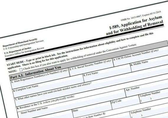 ניו יורק: נוכל הגיש טפסים עבור מבקשי מקלט - ונעלם עם כספם