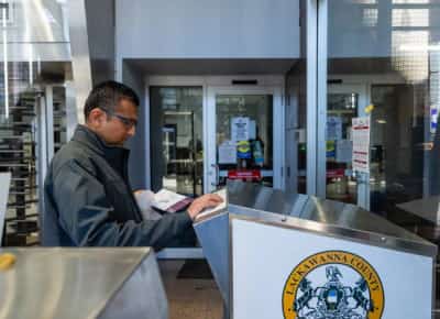 טראמפ מכריז מלחמה על הצבעה בדואר: נוביל תנועה לחיסול ההונאה