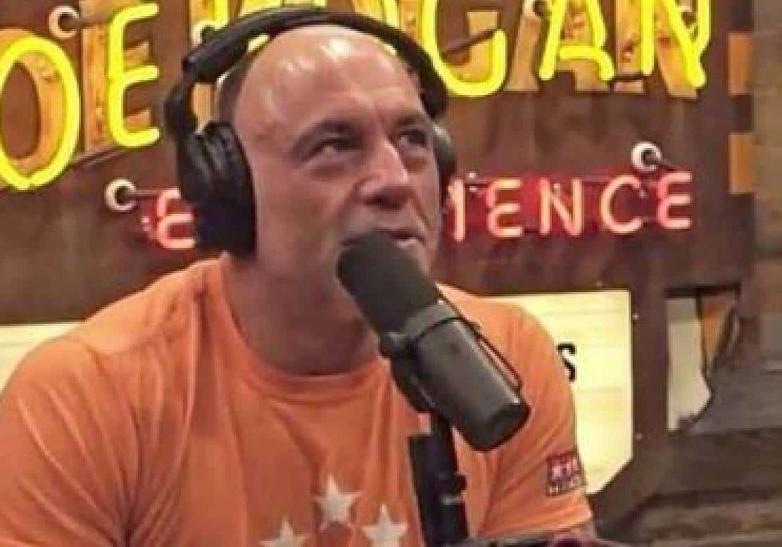 ‏ג'ו רוגן: "אני מעדיף את טראמפ - ביידן אבוד מנטלית"