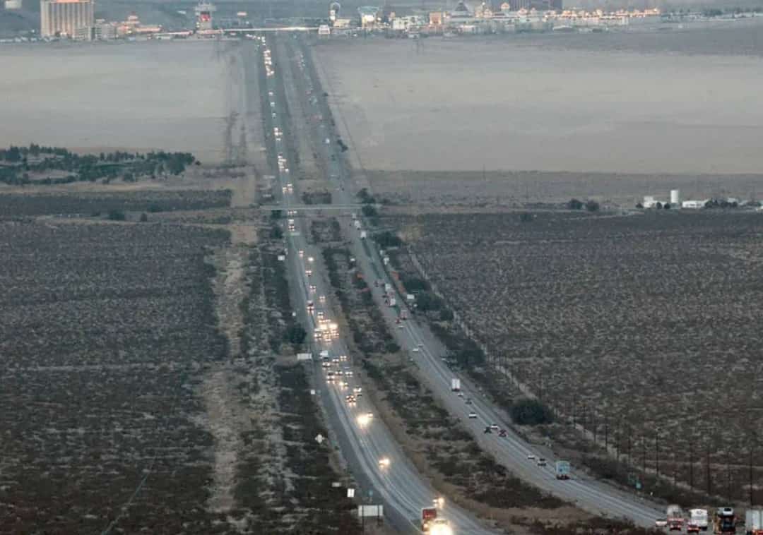 הסוף לעומסי התנועה ביציאה מלאס וגאס? כביש 15 יורחב לשלושה נתיבים