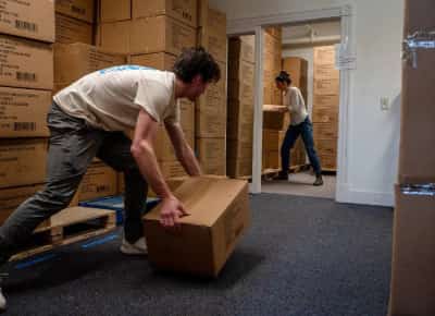 בית המשפט היכה בטראמפ ואז חזר בו: הפסיקה הדרמטית שביטלה מכסים של עשרות מיליארדי דולר בוטלה