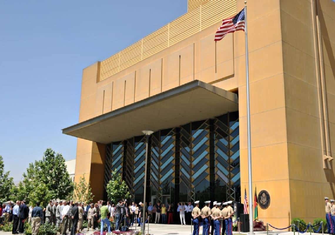 מצעד ההשפלות במדיניות החוץ המזגזגת של ביידן נמשך: הצוות הדיפלומטי באפגניסטן ברח בשל איומים