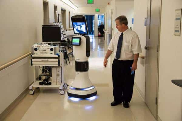 מי צריך רופא כשדר' רובוט חכם הרבה יותר