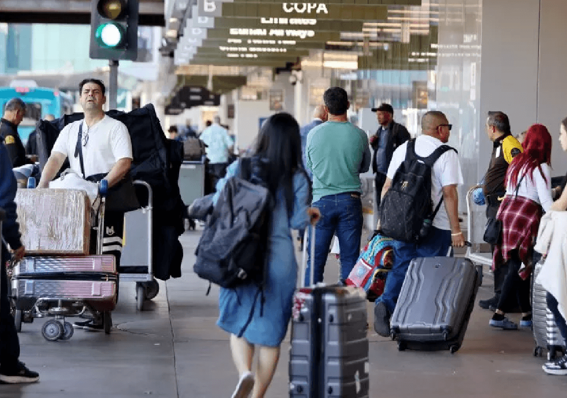 חשש בלוס אנג'לס: נוסעים בשדה"ת נחשפו לחולה חצבת