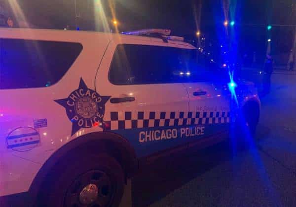 סוף שבוע עקוב מדם בעיר הקטלנית בארה"ב: 5 הרוגים ו-34 פצועים