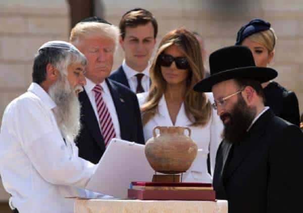 דעה: ביום-הכיפורים הזה הקהילה היהודית צריכה לבקש סליחה מהנשיא דונאלד טראמפ