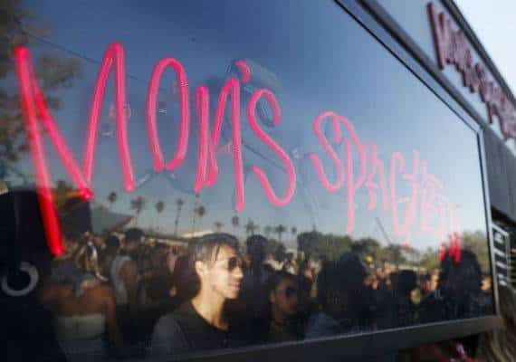 השם מגניב, אבל האוכל פחות: הספגטי של אמא של אמינם בפסטיבל קאוצ'לה