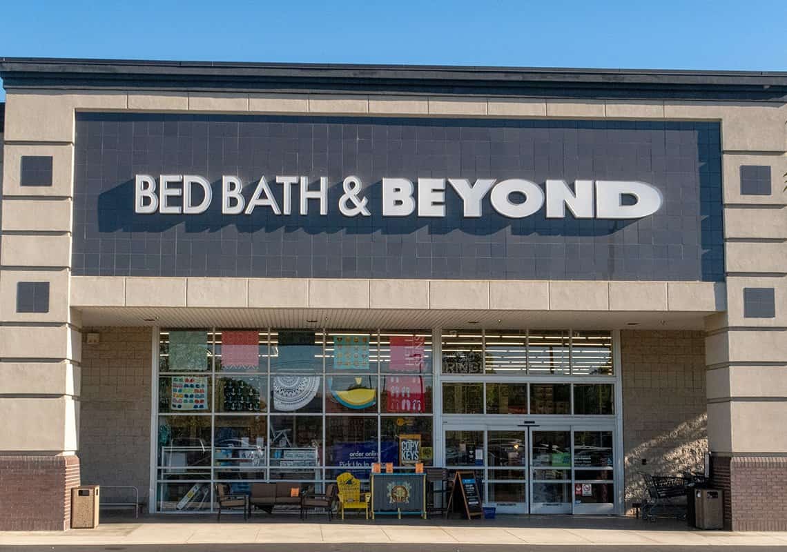 רשת Bed Bath & Beyond סוגרת 150 סניפים, תפטר עשרות אלפי עובדים