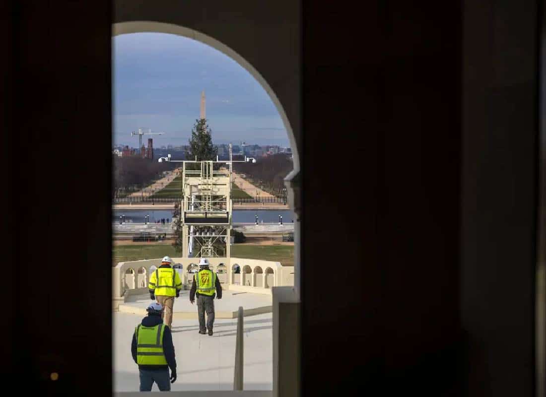 שיא כל הזמנים: טראמפ גייס 170 מיליון דולר לטקס ההשבעה