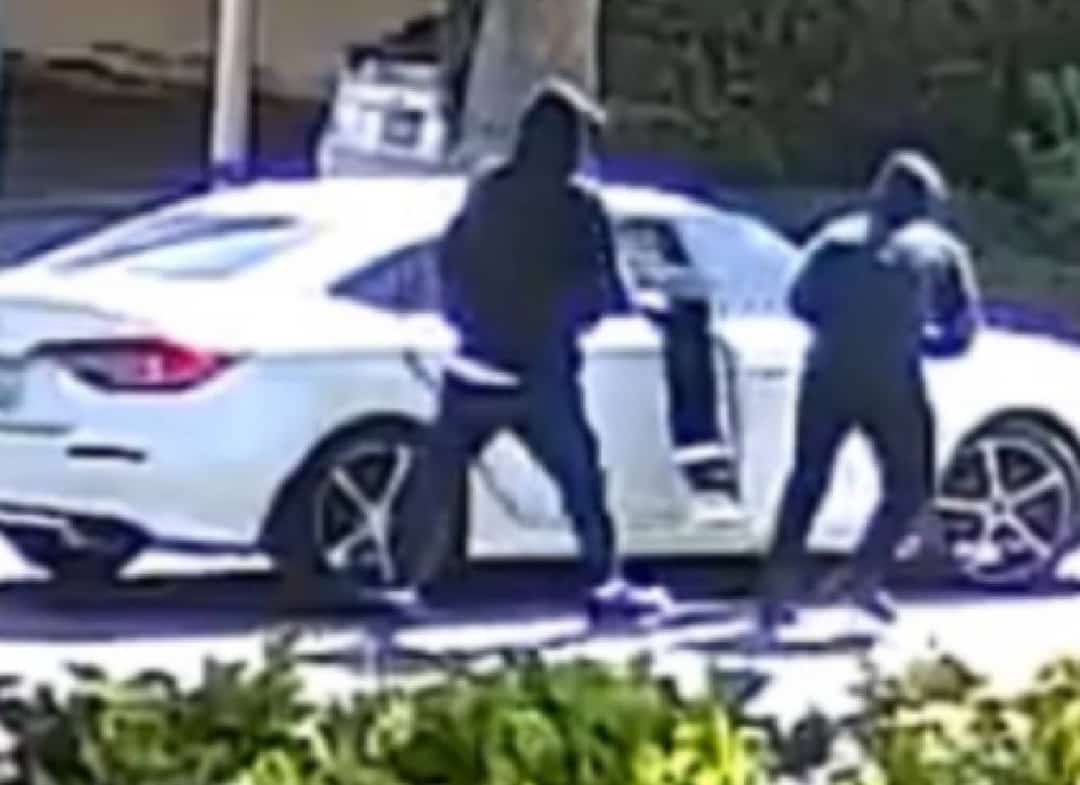 הבעיה מחריפה: עוד עובד שירות הדואר האמריקאי נשדד לאור יום בוואלי