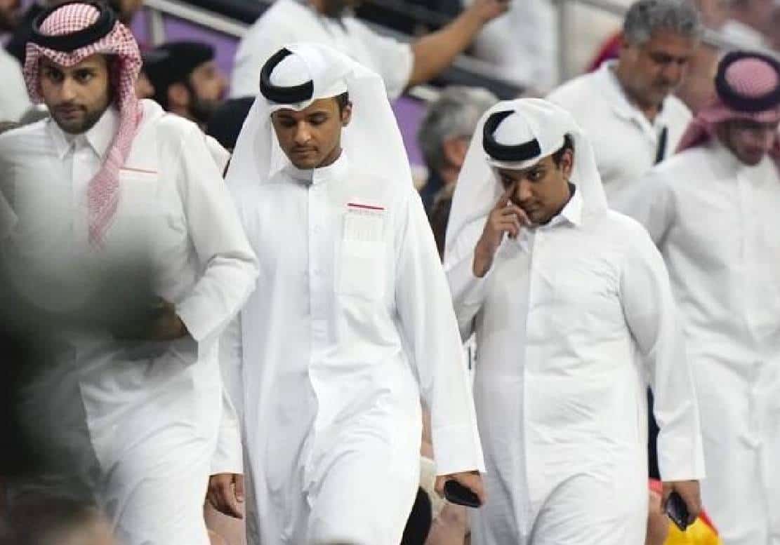 "גזענות מבישה": פרשן כדורגל גרמני כינה את הלבוש הקטארי כ"חלוקי רחצה" בשידור