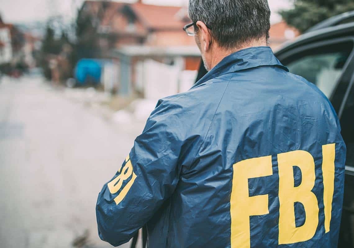 המשקיעים העבירו לו מיליוני דולרים לטובת פרויקט נדל"ן, כאשר הבינו שהוא לא הבעלים של הנכס זה כבר היה מאוחר מדי