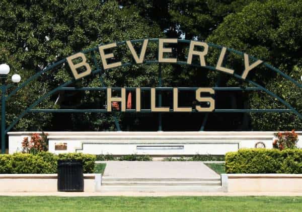 נוהל קשוח יותר מכולם: בבוורלי הילס לא תוכלו להסתובב בלי מסכה בשום רגע נתון