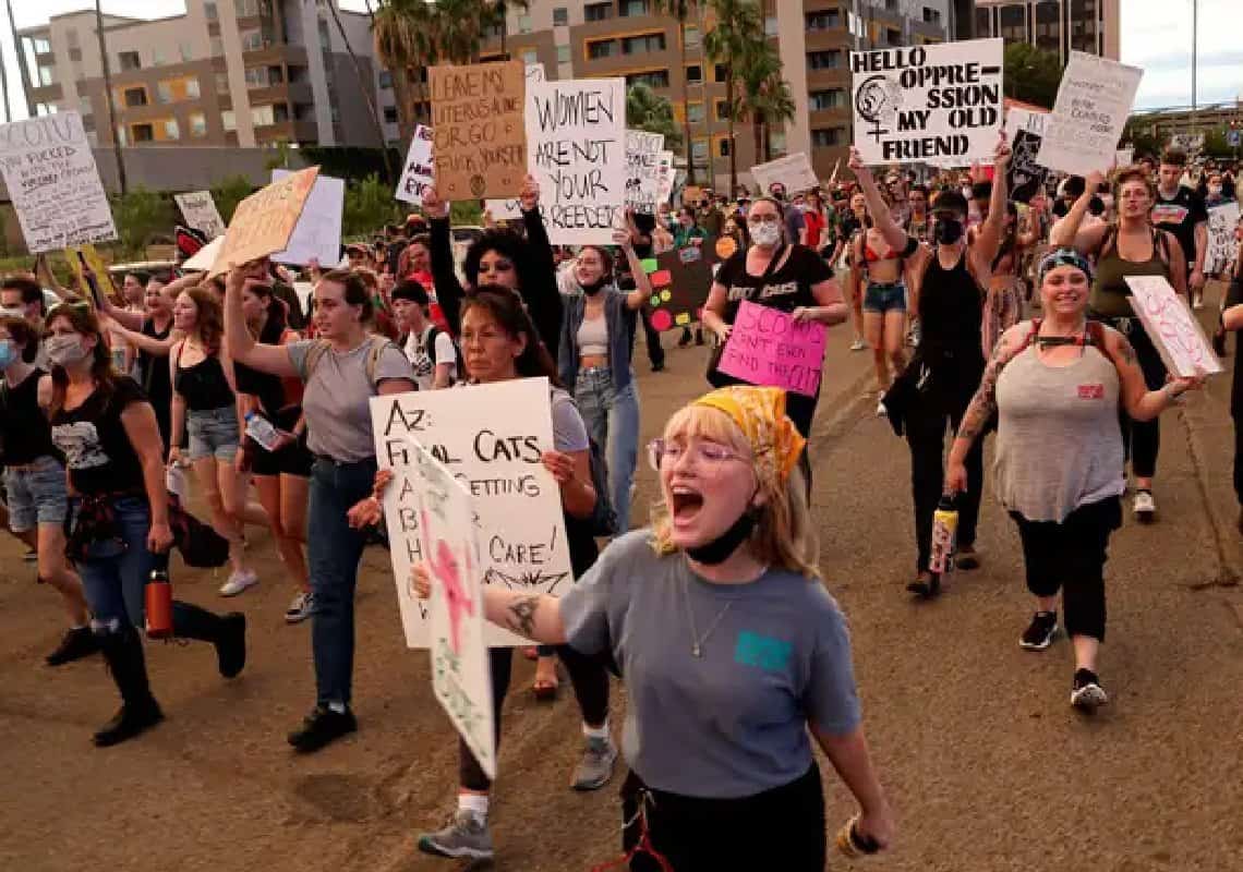 פניית פרסה: ביהמ"ש באריזונה חסם את החוק נגד הפלות