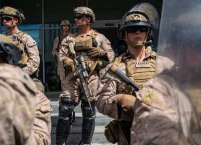 הפנטגון מוציא את החיילים מלוס אנג'לס: 700 חיילי נחתים חוזרים הביתה