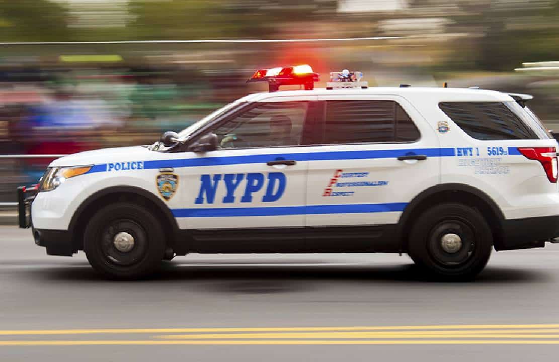 פדופיליה ב-NYPD: שוטר לשעבר מואשם בביצוע עבירות מין ו'טיפוח' קטינים ברשת החברתית