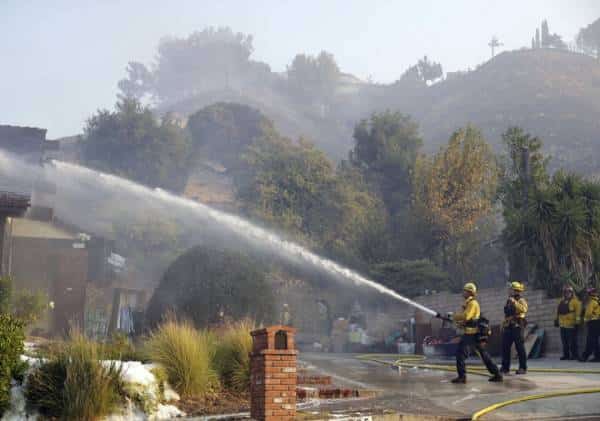 שריפת סאדלרידג' נבלמה, לתושבים התאפשר לשוב לבתיהם