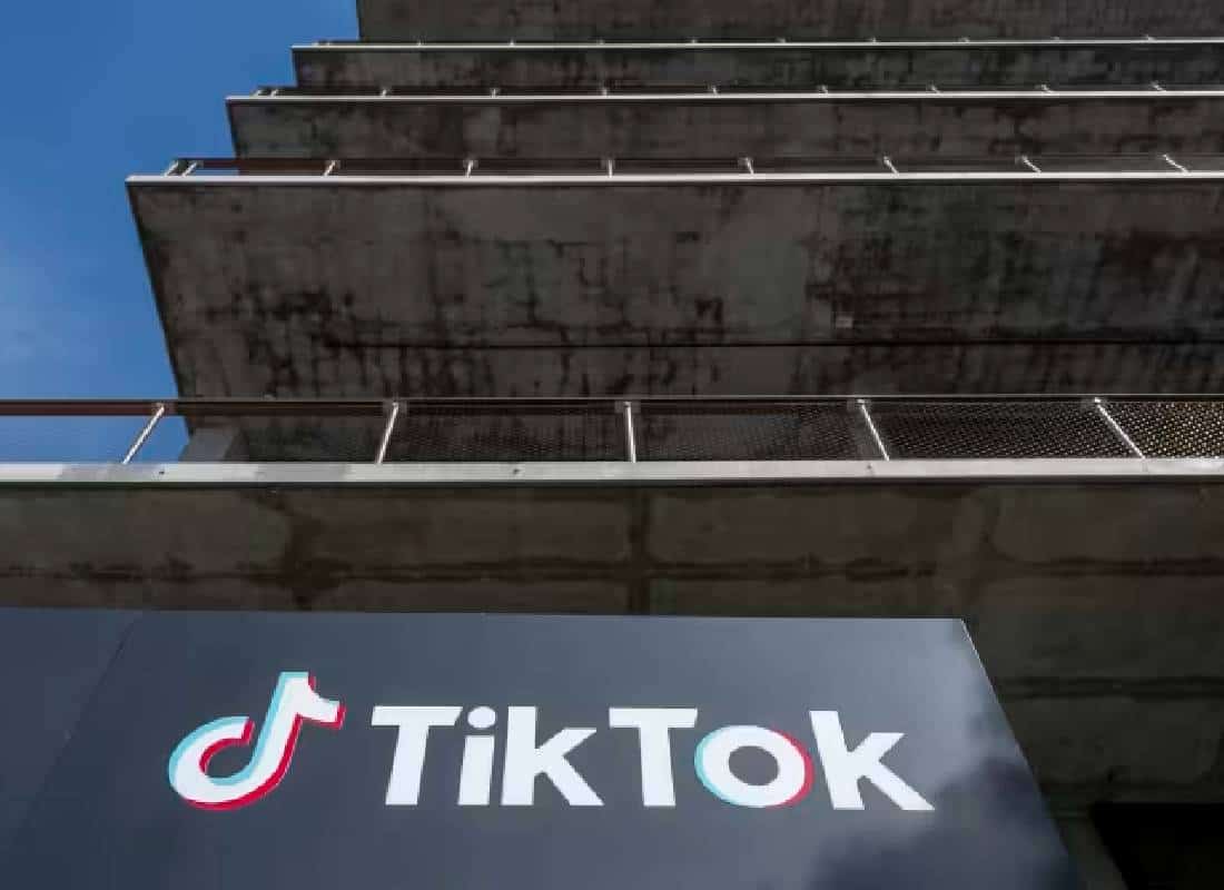 יותר ילדים סובלים מדיכאון וחרדה. האם המדיה חברתית באמת אחראית לכך?