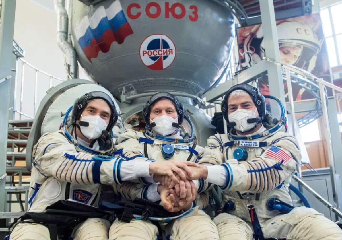 למרות המלחמה באוקראינה: ארה"ב ורוסיה ימשיכו לשתף פעולה בחלל