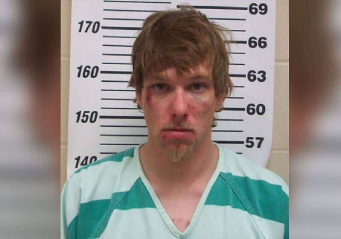 "בגלל מיונז": מאסר עולם לאיש שדרס את חברו למוות עם משאית בגלל שהוא פיזר ממרח על צלחתו בלא אישור