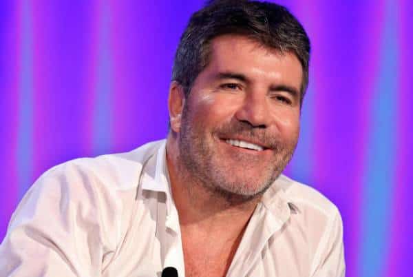 בקרוב אצלנו? בשעה שכולנו מכורים, סיימון קאוול עבר גמילה וכבר עשרה חודשים שלא נגע בטלפון