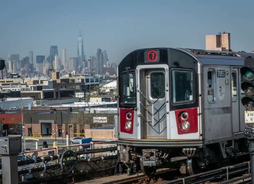 יממה קטלנית ברכבת התחתית בניו יורק: ארבעה ניסיונות התאבדות תוך 24 שעות