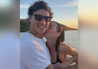 קייטי פרי וראש ממשלת קנדה לשעבר בחופשה רומנטית ראשונה