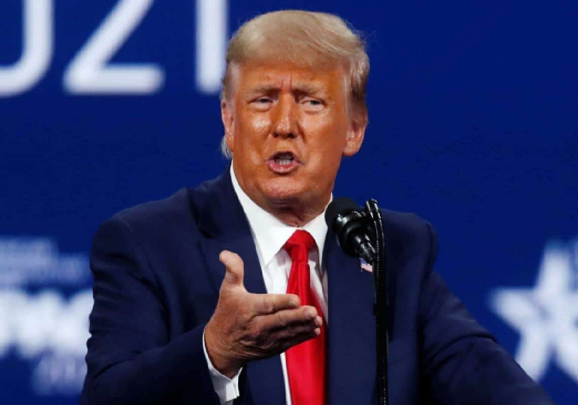 טראמפ מזהיר את צוקרברג: "בפעם הבאה שאני אהיה בבית הלבן לא יהיו יותר ארוחות ערב לבקשתו ואשתו, הכל יהיה עסקים!"