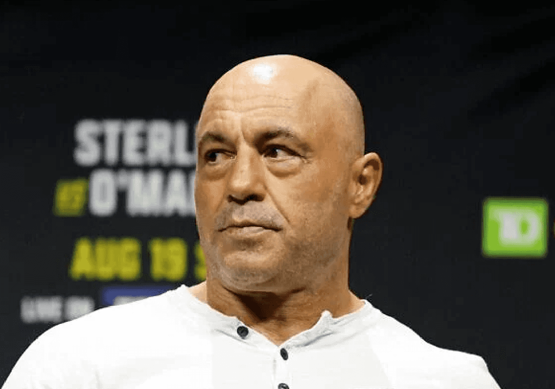 ג'ו רוגן ממשיך לפלרטט עם האנטישמיות: "היהודים פרנואידים"