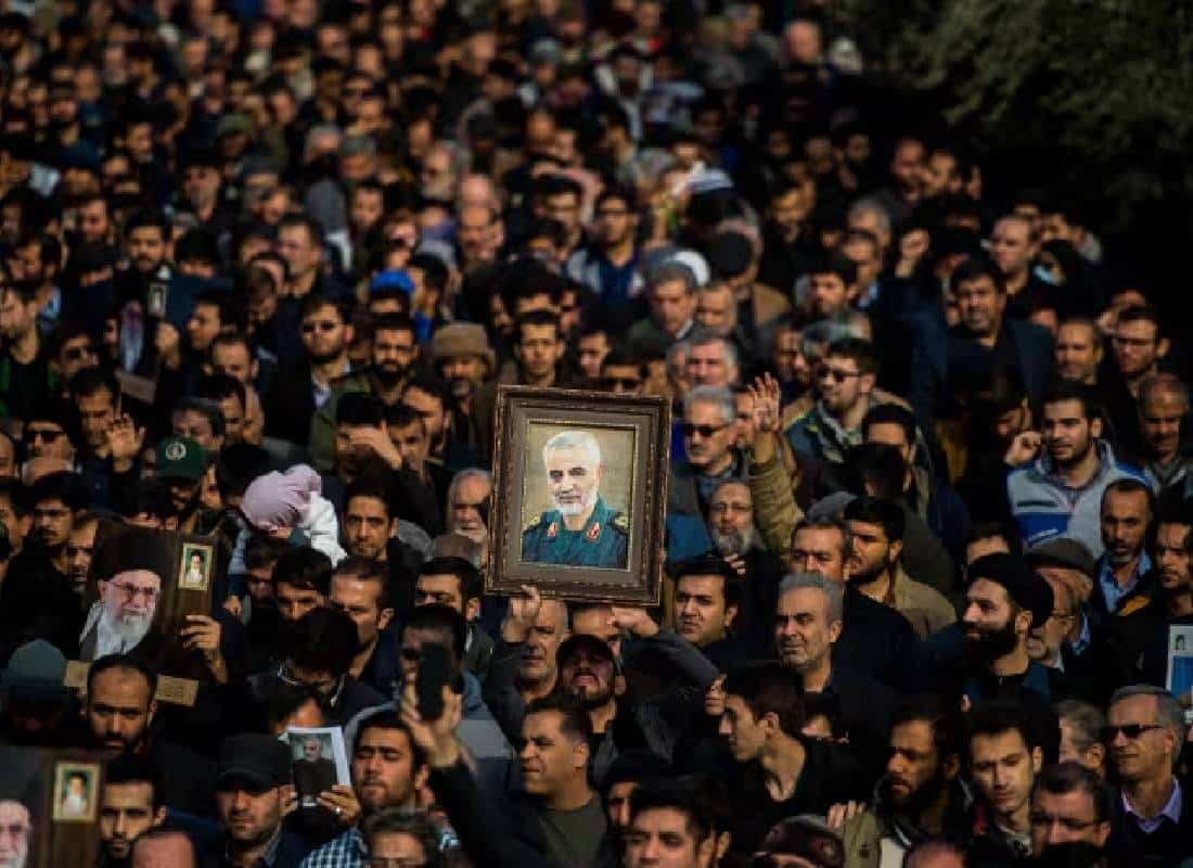 טראמפ מתכנן מכה כלכלית לאיראן: "לחץ מקסימלי 2.0"