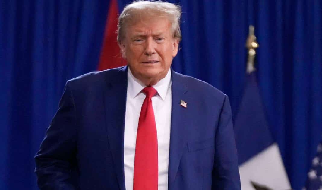 ‏טראמפ טוען: "ביידן מאיים על הדמוקרטיה"