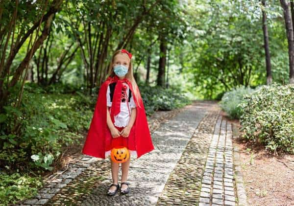 קליפורניה ממליצה לוותר על אירועי "האלווין", בוורלי הילס מטילה מגבלות מחמירות