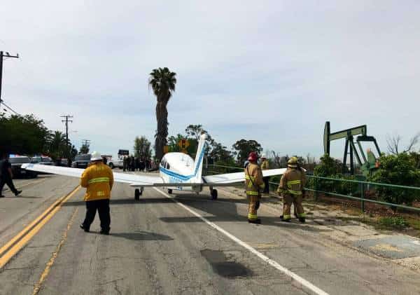  מטוס קל ביצע נחיתת חירום בכביש סואן