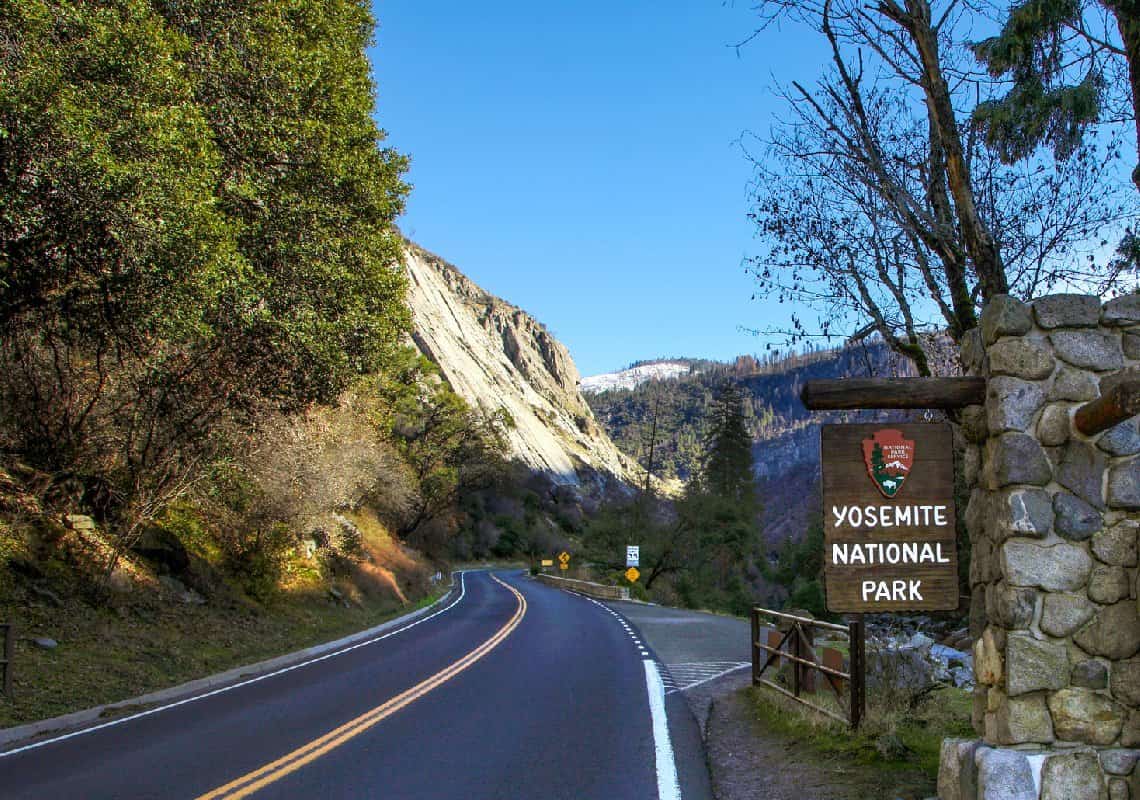 אסון ביוסמיטי: בעל ואישה מקליפורניה נהרגו במפולת סלעים