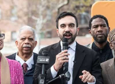 הבריחה מניו־יורק: כמעט מיליון תושבים מאיימים לעזוב אם ממדני ינצח