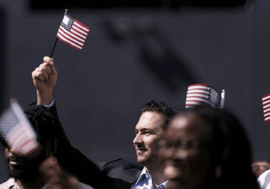 אחוז התושבים האמריקאים שנולדו מחוץ לארה"ב – הוא הגבוה ביותר מאז שנת 1910