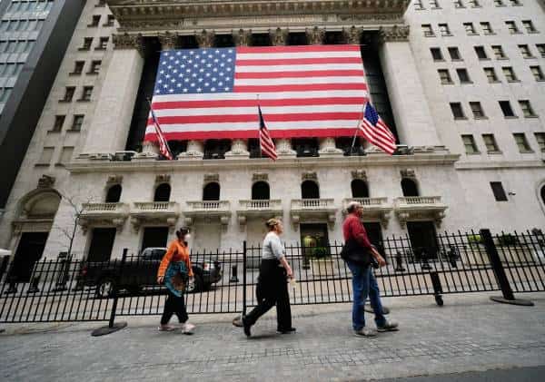 אור בקצה המנהרה הכלכלית? התאוששות מרשימה בבורסה בניו יורק