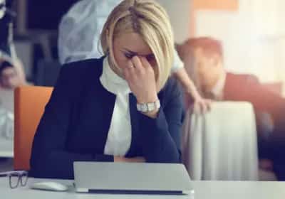 נשים נוטשות את שוק העבודה: ארה"ב מתמודדת עם מגמה מדאיגה