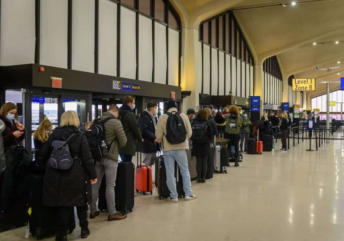 הבלגן נמשך: יותר מאלף טיסות בוטלו ברחבי ארה"ב