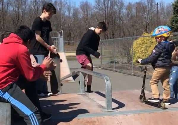 מעשה אצילי שהפך לוויראלי: ילד עם אוטיזם שחגג יום הולדת, לא ציפה להפתעה הזו