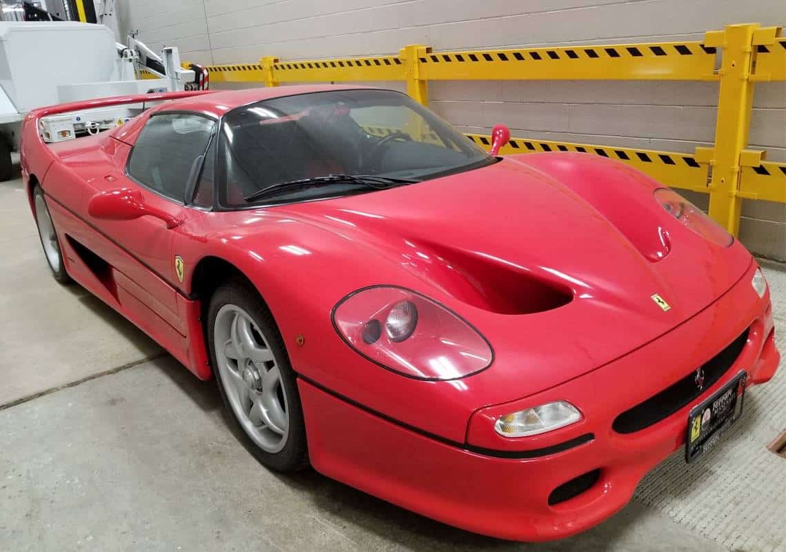 איש עסקים מפלורידה ואזרח איטלקי נאבקים על מכונית המריבה: ארה"ב תכריע - למי שייכת פרארי בשווי 2 מיליון דולר 